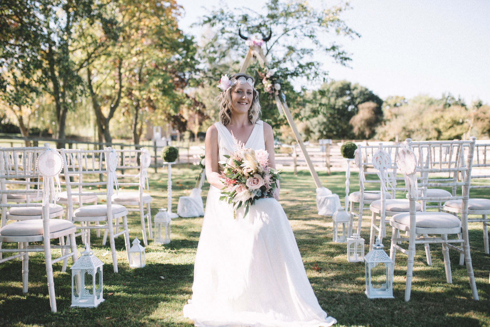 garden-of-weedon-wood-farm-styled-shoot-23